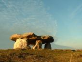 foto de DOLMEN DE MERILLES (David Rodríguez Fernández - I Concurso de Fotografía Digital)